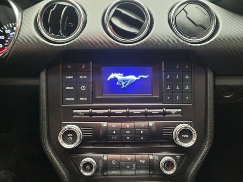 Used 2016 Ford Mustang Coupe image 25