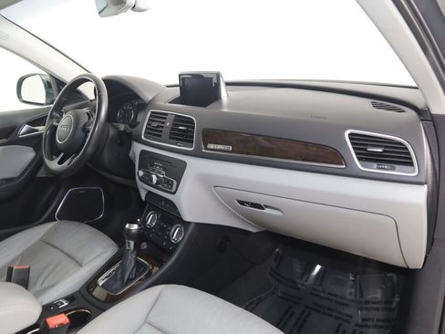 Used 2015 Audi Q3 2.0T Prestige w/ Prestige Package AWD/4WD image 37