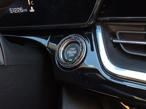 Used 2024 Chevrolet Trax RS w/ Driver Confidence Package image 22