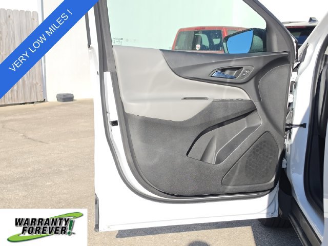 Used 2024 Chevrolet Equinox LS w/ LS Convenience Package FWD image 16