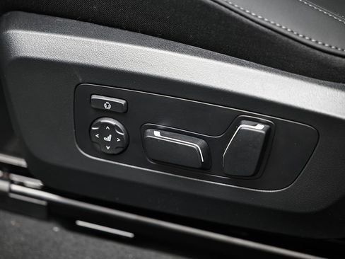 New 2026 BMW X3 M50 w/ Premium Package AWD/4WD image 21