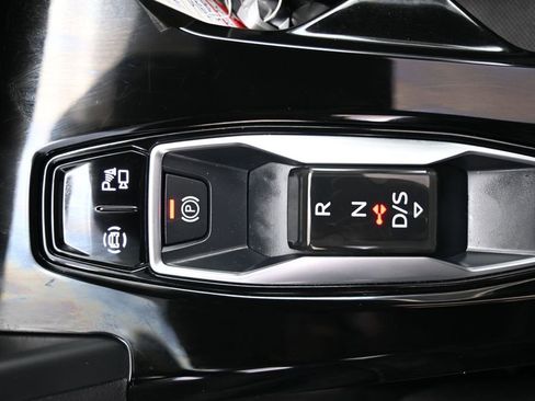 Used 2025 Audi Q5 Premium w/ Convenience Package AWD/4WD image 27