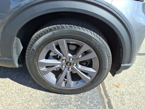 Certified 2023 Ford Explorer XLT w/ Equipment Group 202A image 5