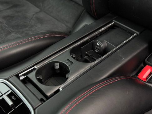 Certified 2019 Porsche Panamera GTS image 40