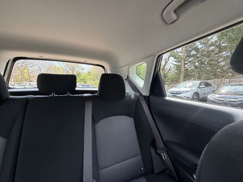 Used 2025 Kia Soul LX w/ LX Technology Package FWD image 35