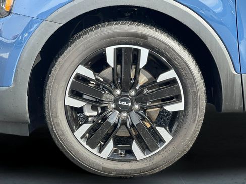 Certified 2023 Kia Telluride SX image 27