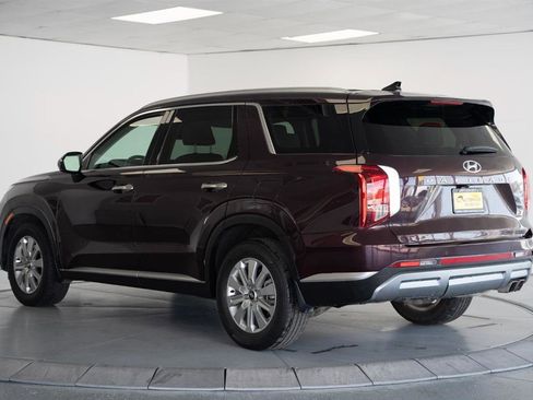 Used 2024 Hyundai Palisade SEL FWD image 5