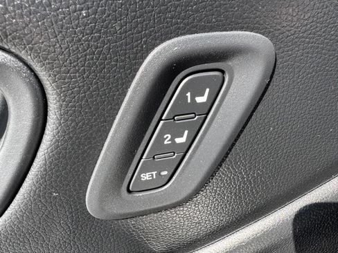 Used 2023 Honda Pilot Elite image 21