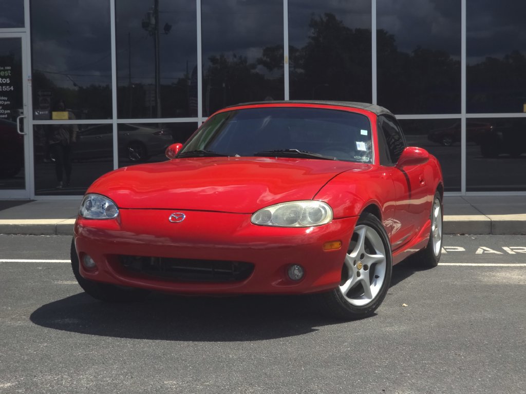 Used 2003 MAZDA MX-5 Miata RWD image 2