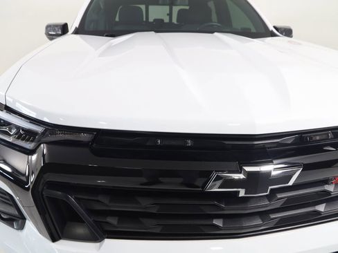 Used 2023 Chevrolet Colorado Z71 image 48