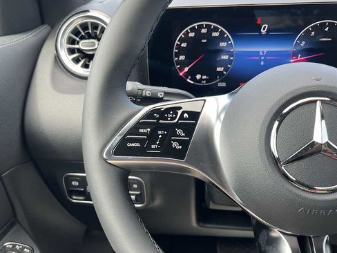 Used 2026 Mercedes-Benz GLA 250 4MATIC image 42