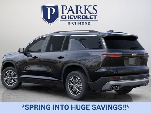 New 2026 Chevrolet Traverse LT image 3