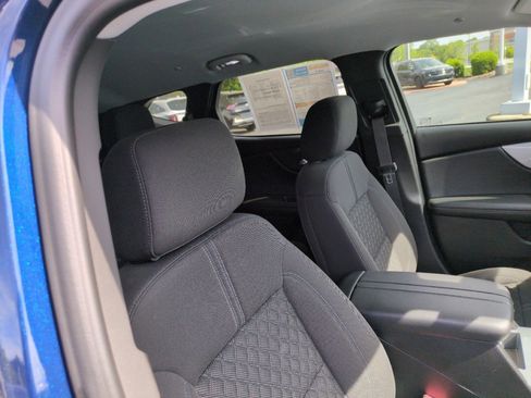 Used 2022 Chevrolet Blazer LT FWD image 49