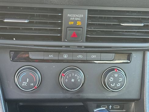 Used 2021 Volkswagen Jetta S image 22