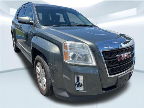 Used 2013 GMC Terrain SLE w/ Convenience Package AWD/4WD image 2