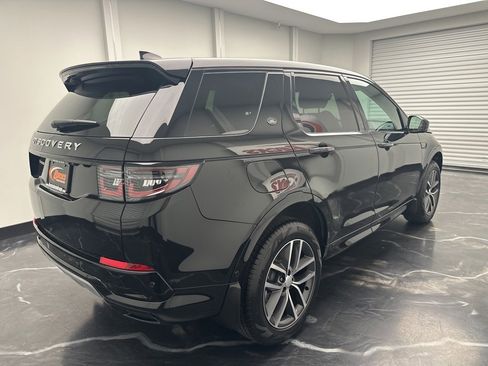 Used 2025 Land Rover Discovery Sport S image 3