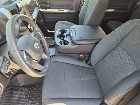 New 2026 RAM 2500 Tradesman AWD/4WD image 10