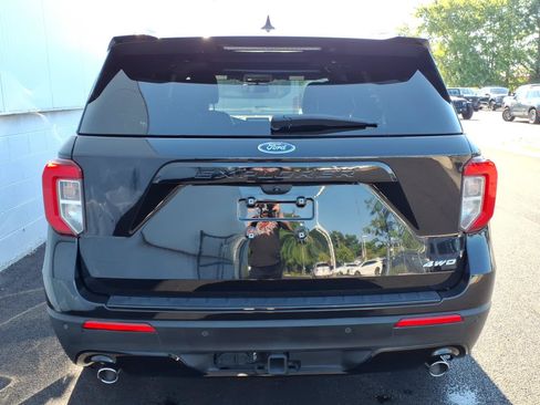 Used 2024 Ford Explorer ST-Line w/ Class IV Trailer Tow Package AWD/4WD image 5
