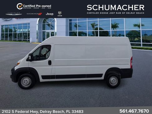 Used 2024 RAM ProMaster 2500 w/ Convenience Group FWD image 4