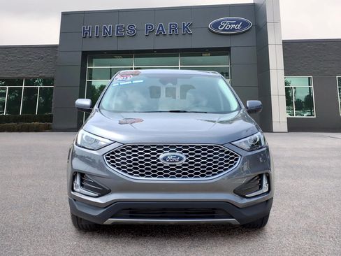 Used 2023 Ford Edge SEL w/ Convenience Package AWD/4WD image 2