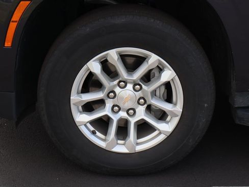 Used 2025 Chevrolet Tahoe LT RWD image 35