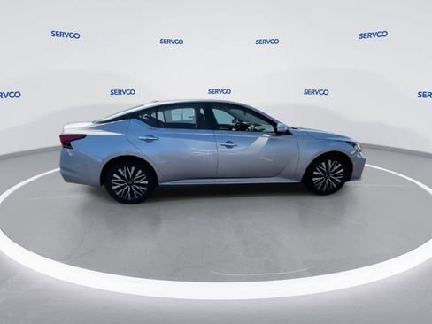 Used 2023 Nissan Altima 2.5 SV FWD image 7