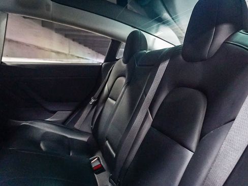 Used 2018 Tesla Model 3 Performance AWD/4WD image 18