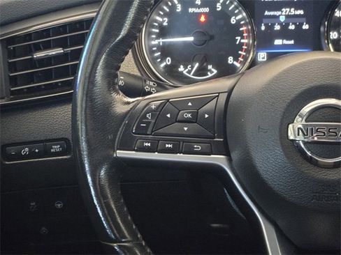 Used 2019 Nissan Rogue Sport SV w/ Technology Package image 29