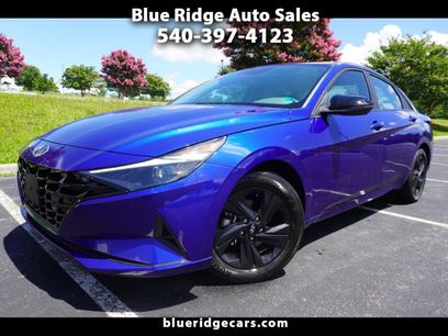 Used 2023 Hyundai Elantra SEL
