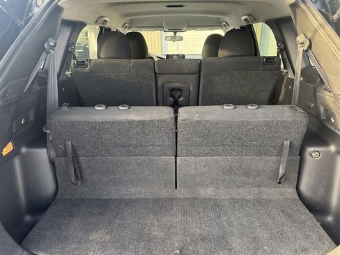 Used 2022 Mitsubishi Outlander ES image 34