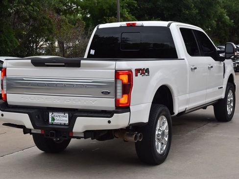 Used 2018 Ford F250 Limited w/ FX4 Off-Road Package AWD/4WD image 8
