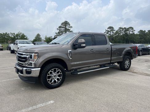 Used 2020 Ford F350 Lariat w/ Lariat Ultimate Package AWD/4WD image 4