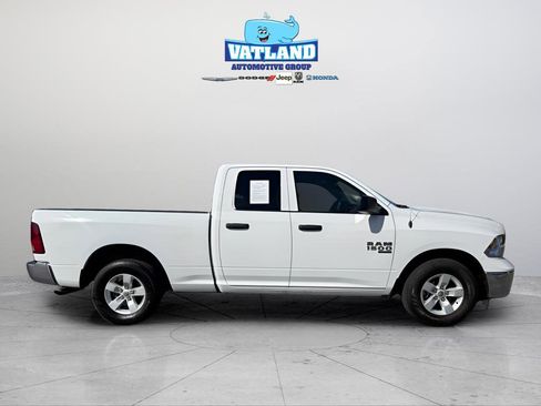 Used 2024 RAM 1500 Classic SLT image 7