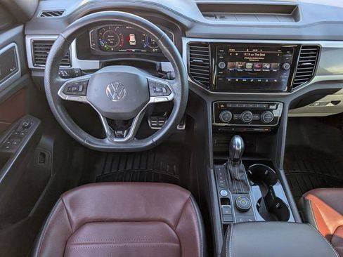 Used 2022 Volkswagen Atlas Cross Sport SEL Premium R-Line image 11