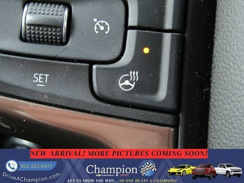 Used 2022 Chevrolet Suburban High Country AWD/4WD image 22