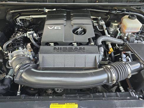 Used 2022 Nissan Frontier PRO-4X AWD/4WD image 31