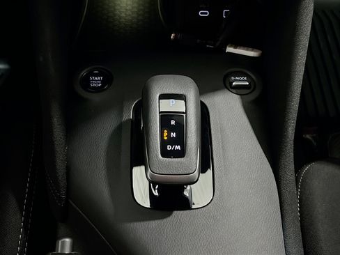 Used 2024 Nissan Z Sport w/ Floor Mat Package RWD image 12