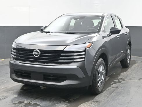 New 2026 Nissan Kicks S image 3