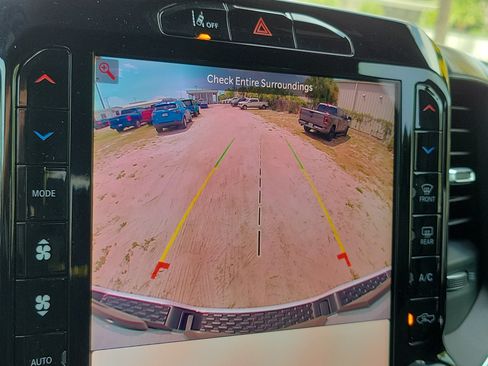 Used 2025 RAM 1500 Big Horn AWD/4WD image 22