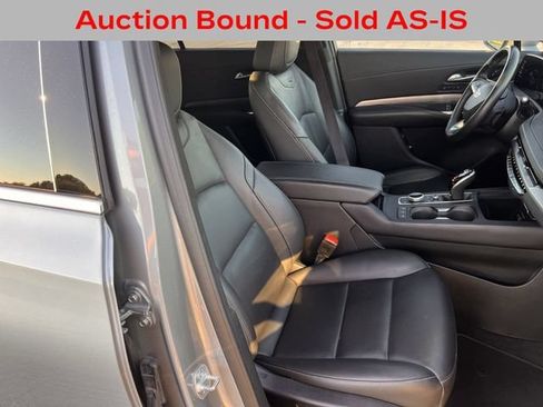 Used 2025 Cadillac XT4 Premium Luxury FWD image 22
