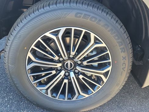 New 2026 Nissan Armada SL w/ Convenience Package image 13