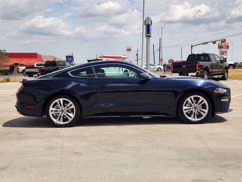 Certified 2021 Ford Mustang Premium w/ Pony Package RWD image 7