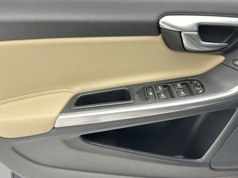 Used 2016 Volvo S60 T5 Premier FWD image 13