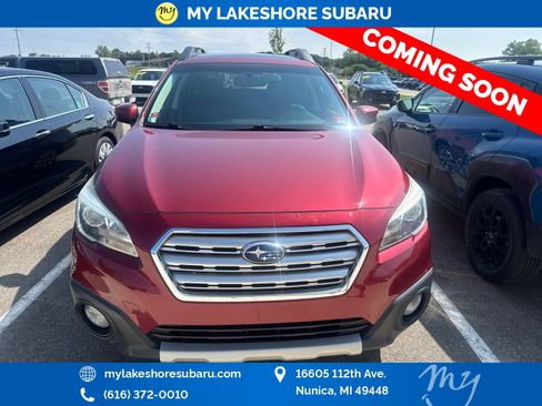 Used 2017 Subaru Outback 2.5i Limited AWD/4WD image 3