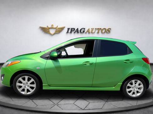 Used 2011 MAZDA MAZDA2 Touring FWD image 5