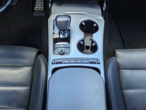 Used 2019 Kia Stinger GT2 AWD/4WD image 6