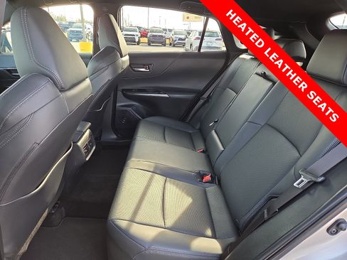 Used 2021 Toyota Venza Limited image 10