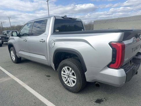 Used 2023 Toyota Tundra SR5 w/ SR5 Premium Package AWD/4WD image 4