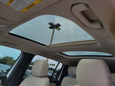 Certified 2022 Mercedes-Benz GLB 250 image 32