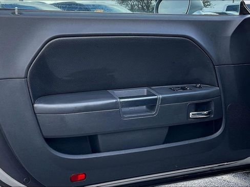 Used 2010 Dodge Challenger R/T image 14